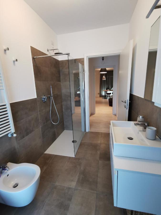 La Casa Di Greta Apartment Monza Bagian luar foto
