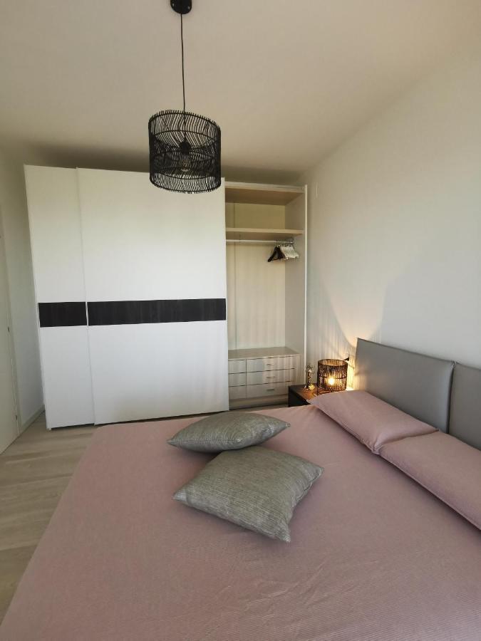 La Casa Di Greta Apartment Monza Bagian luar foto