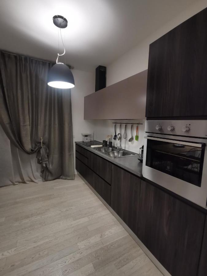La Casa Di Greta Apartment Monza Bagian luar foto
