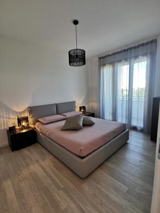 La Casa Di Greta Apartment Monza Bagian luar foto